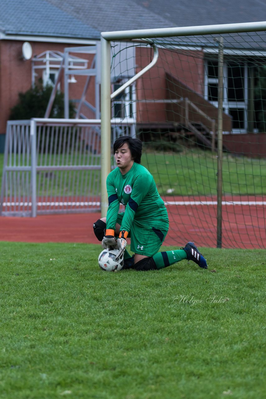 Bild 119 - C-Juniorinnen Halstenbek-Rellingen - St.Pauli : Ergebnis: 0:5